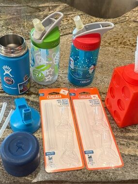 4 Kids Water Bottles (Camelbak, Hydro Flask, LEGO-shaped) + 5 Spare Straws